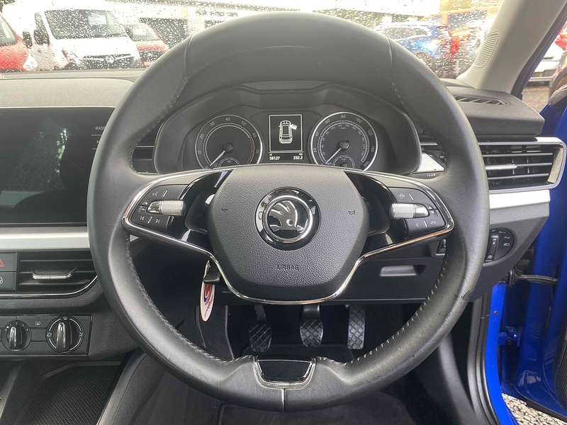 Skoda Kamiq TSI SE Drive - U4078