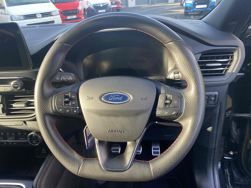 Ford Kuga T EcoBoost ST-Line - U4084