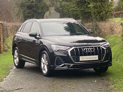 Audi Q3 TFSI Black Edition Hatchback 2.0 Automatic Petrol