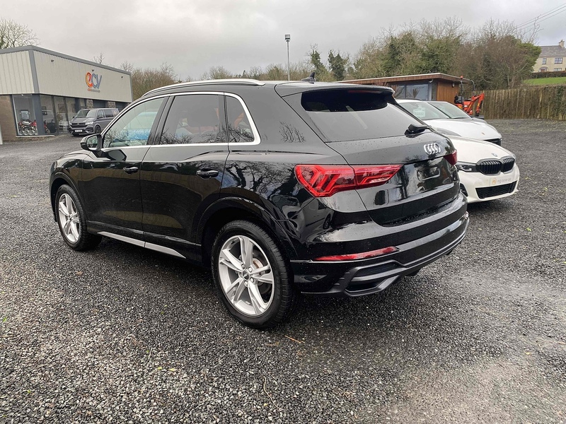 Audi Q3 TDI S line - U4092