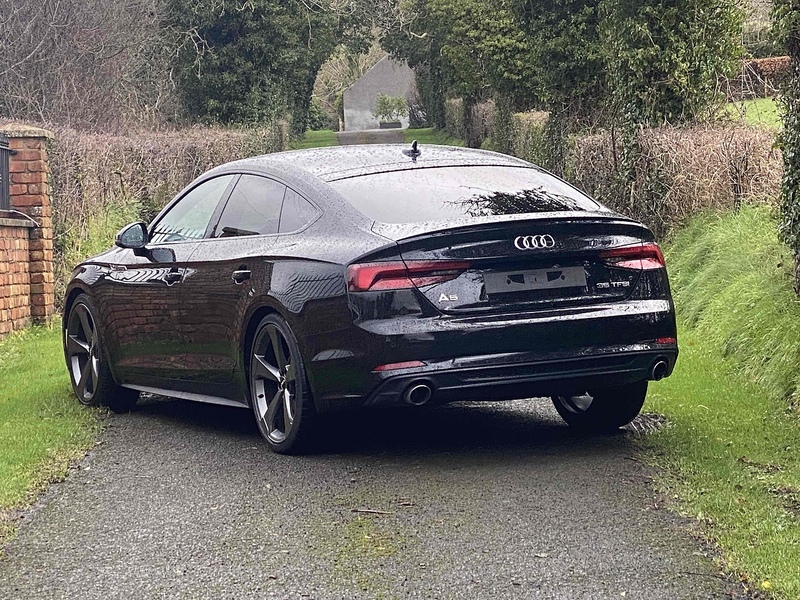 Audi A5 TFSI Black Edition - U4105