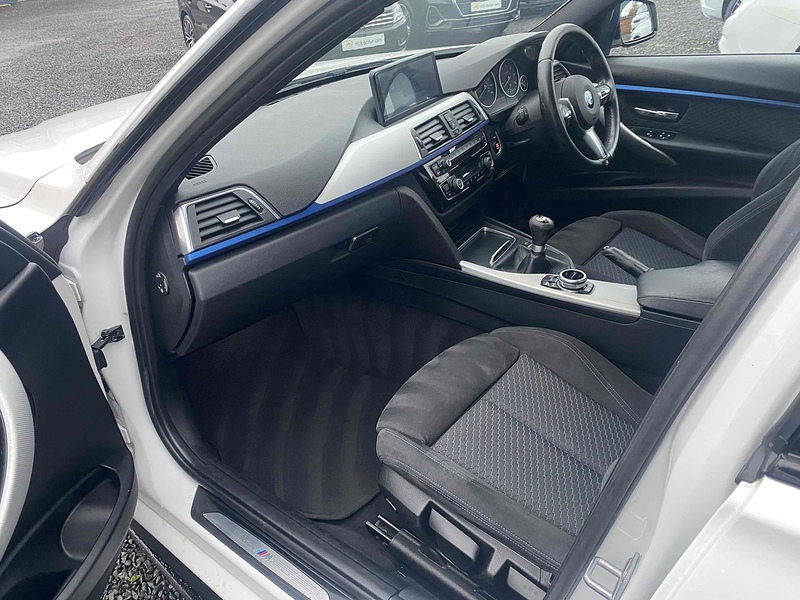 BMW 3 Series 320d M Sport - U4120