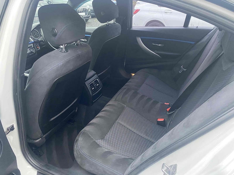 BMW 3 Series 320d M Sport - U4120