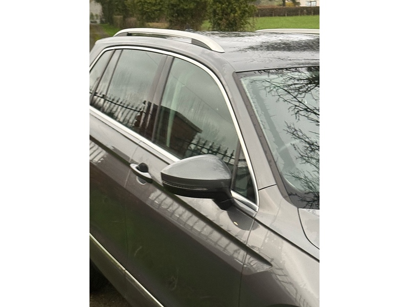 Volkswagen Tiguan TDI SE Navigation - U4122