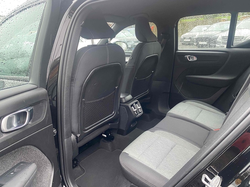 Volvo XC40 B3 MHEV Core - U4126