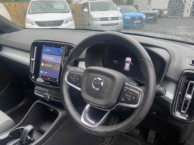 Volvo XC40 B3 MHEV Core - U4126