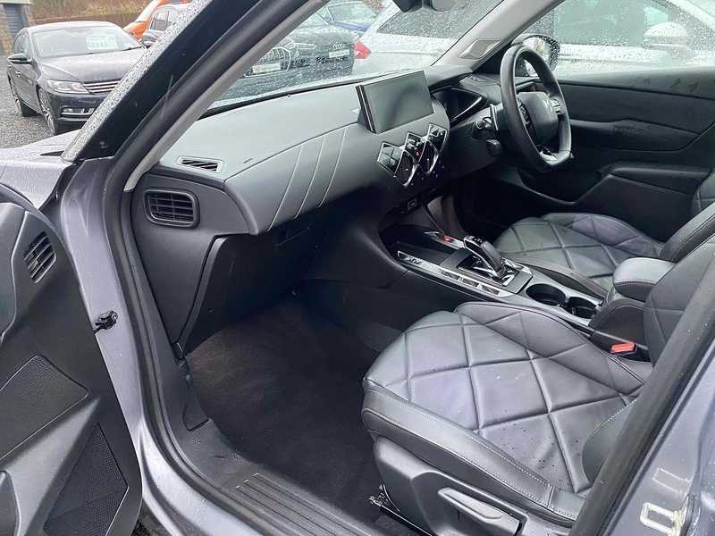 DS AUTOMOBILES DS 3 CROSSBACK PureTech Rivoli - U4127