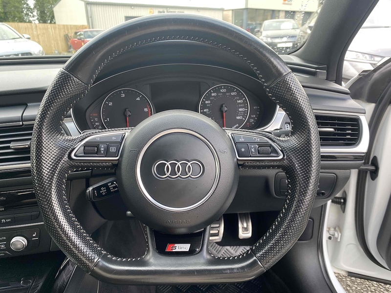 Audi A6 Saloon TDI Black Edition - U4147