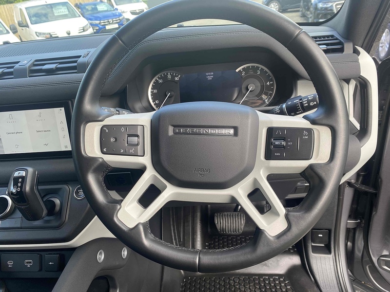 Land Rover Defender Hard top D MHEV - U4153