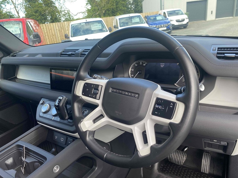 Land Rover Defender Hard top D MHEV - U4153
