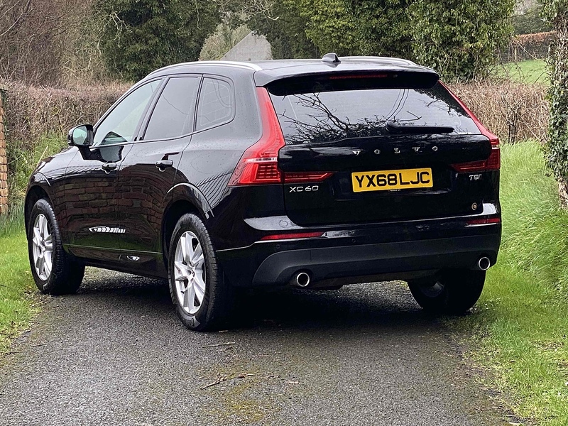 Volvo XC60 T5 Momentum - U4160
