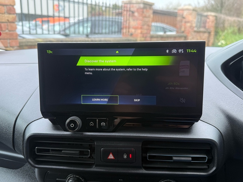 Peugeot Partner BlueHDi 1000 Professional - U4162