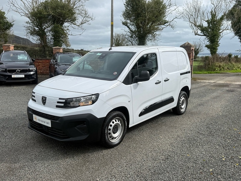 Peugeot Partner BlueHDi 1000 Professional - U4162