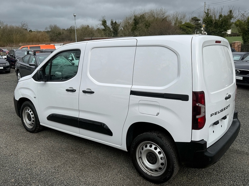 Peugeot Partner BlueHDi 1000 Professional - U4162