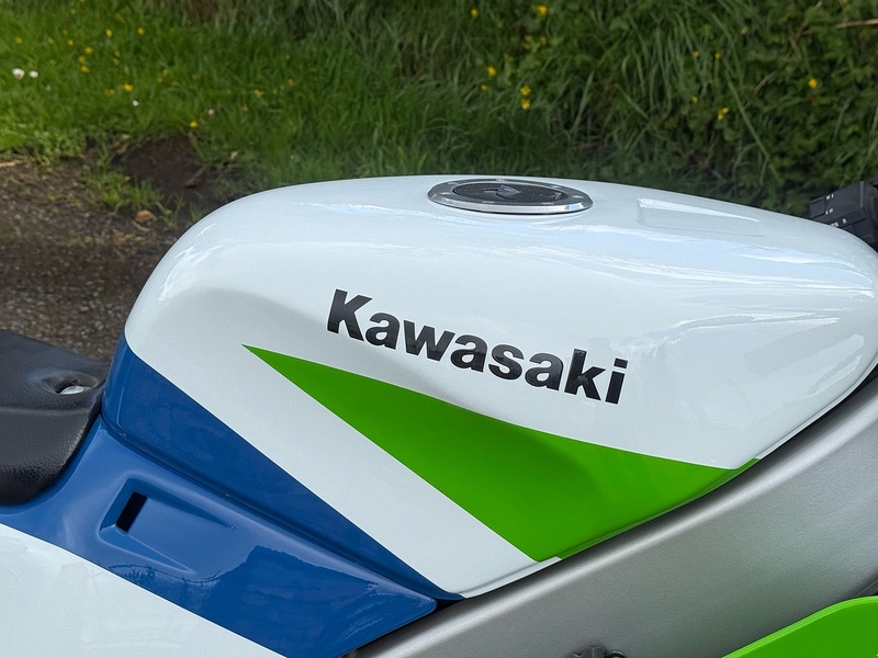 Kawasaki KRIS C2 - U4175