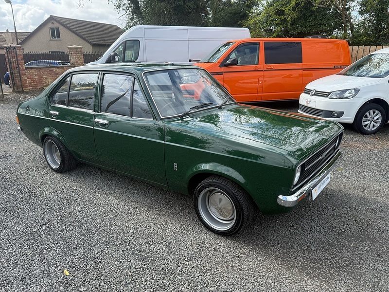 Ford Escort  - U4186