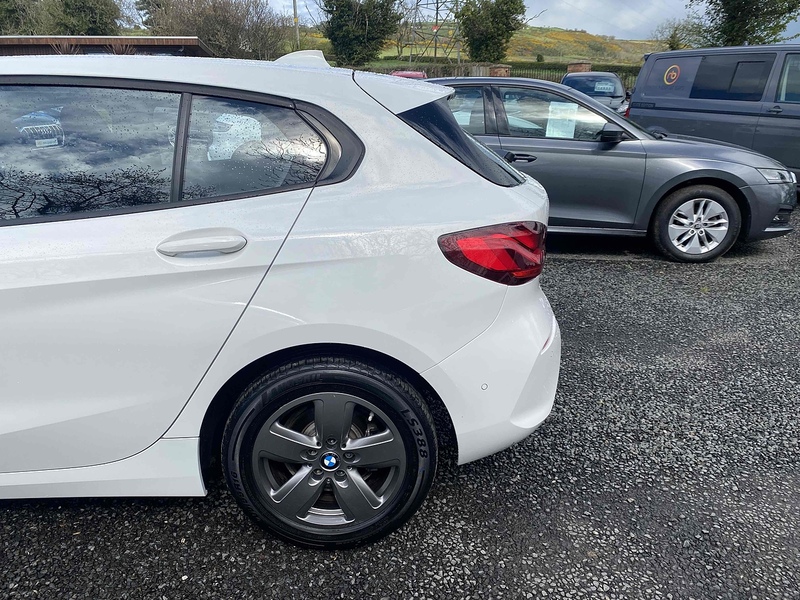 BMW 1 Series 118i SE - U4195