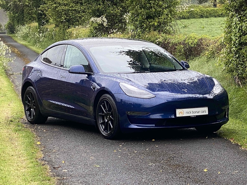 Tesla Model 3 Long Range - U4210