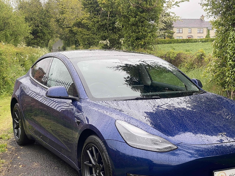 Tesla Model 3 Long Range - U4210