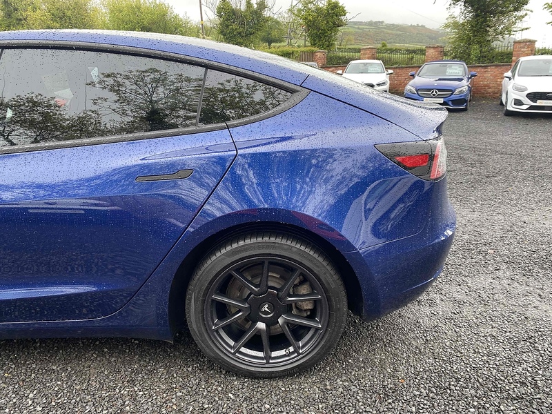 Tesla Model 3 Long Range - U4210