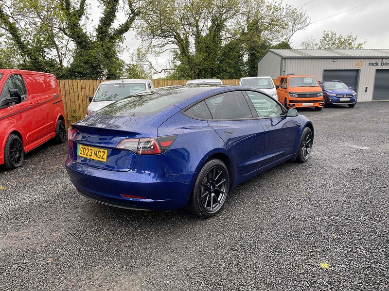Tesla Model 3 Long Range - U4210