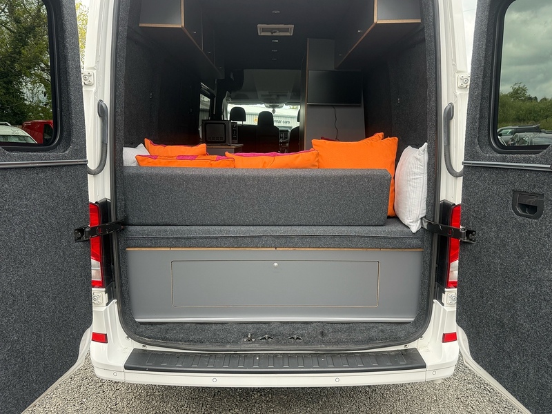 Volkswagen Crafter TDI CR35 Startline - U4214