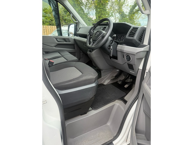 Volkswagen Crafter TDI CR35 Startline - U4214