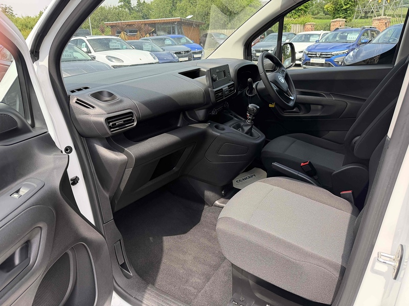 Vauxhall Combo Turbo D 2000 Dynamic - U4220