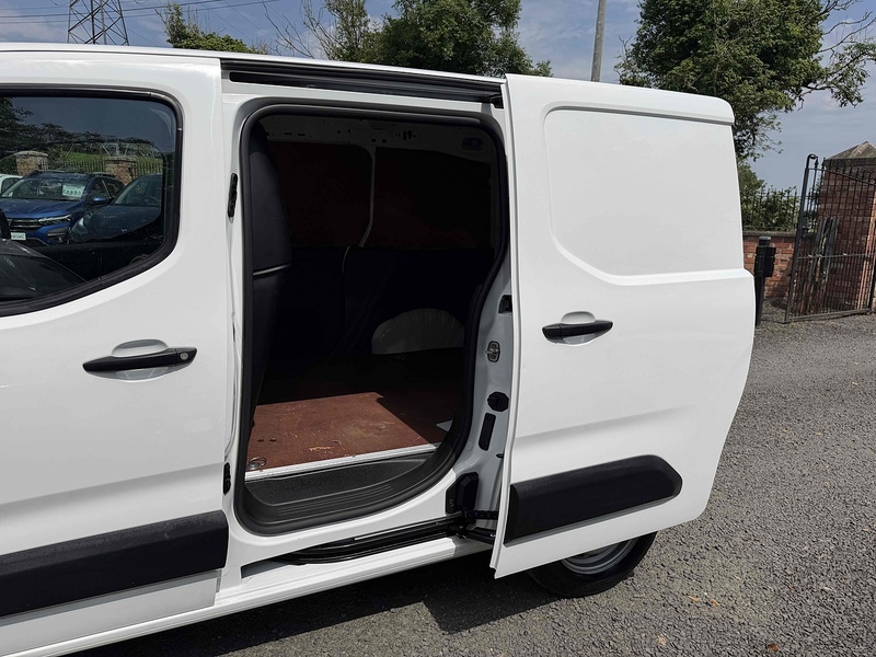 Vauxhall Combo Turbo D 2000 Dynamic - U4220