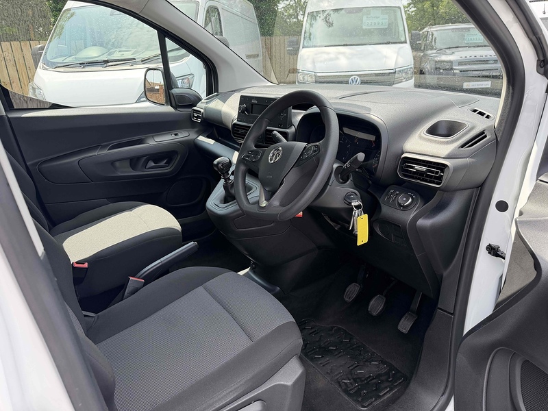 Vauxhall Combo Turbo D 2000 Dynamic - U4220