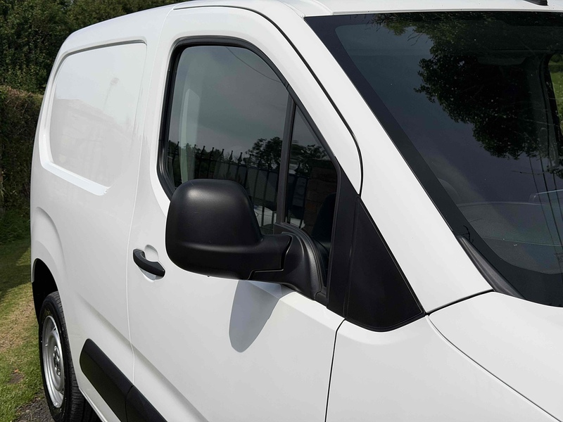 Vauxhall Combo Turbo D 2000 Dynamic - U4221