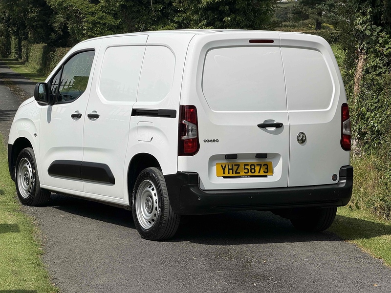 Vauxhall Combo Turbo D 2000 Dynamic - U4221