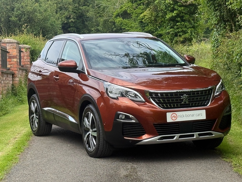 Peugeot 3008 PureTech Allure - U4226