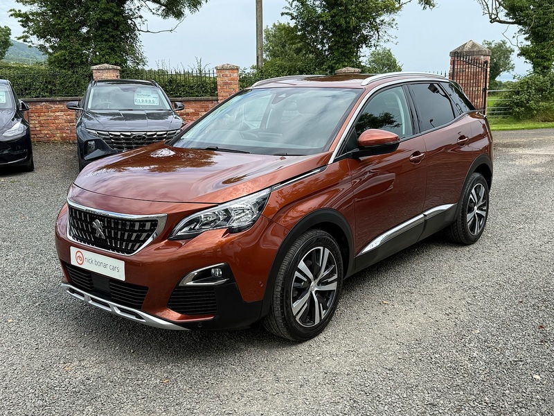 Peugeot 3008 PureTech Allure - U4226