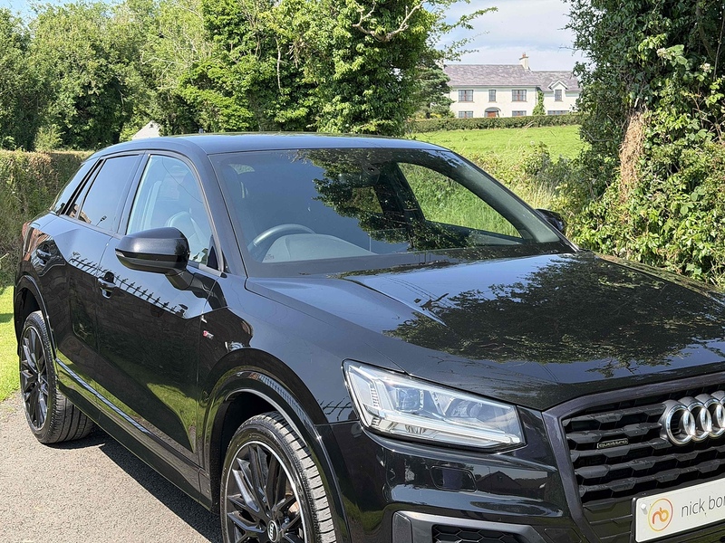 Audi Q2 TFSI Black Edition - U4229
