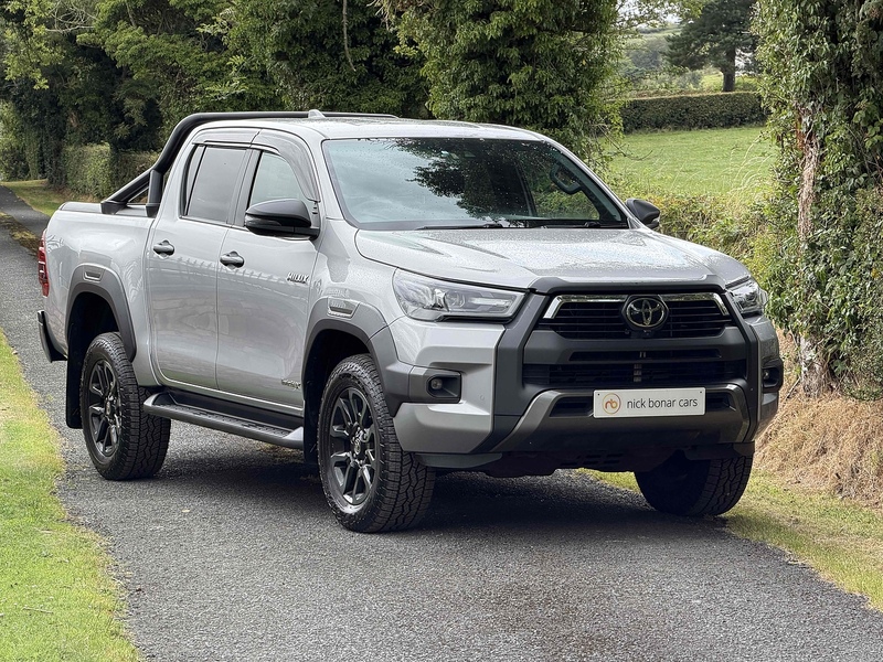 Toyota Hilux D-4D Invincible X - U4233