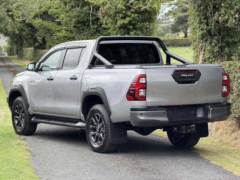 Toyota Hilux D-4D Invincible X - U4233