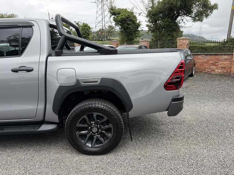 Toyota Hilux D-4D Invincible X - U4233