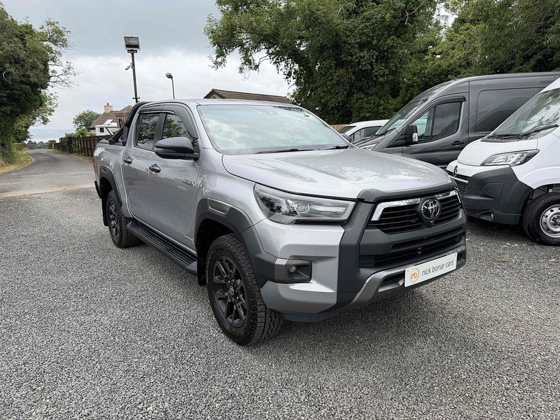 Toyota Hilux D-4D Invincible X - U4233