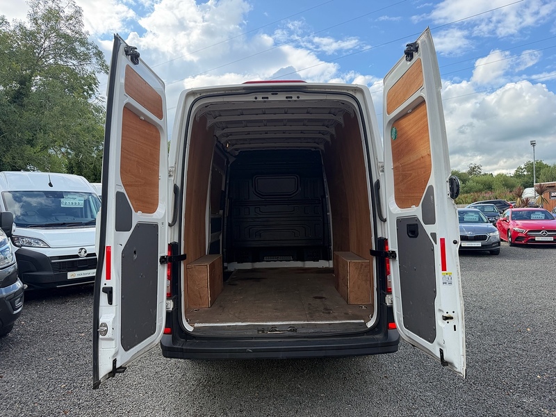 Volkswagen Crafter TDI CR35 Startline - U4235