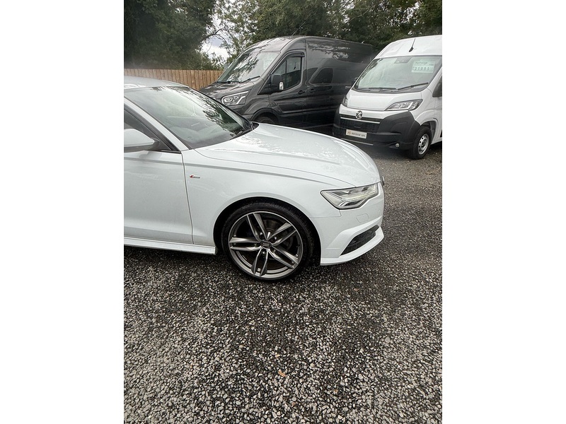 Audi A6 Saloon TDI Black Edition - U4239