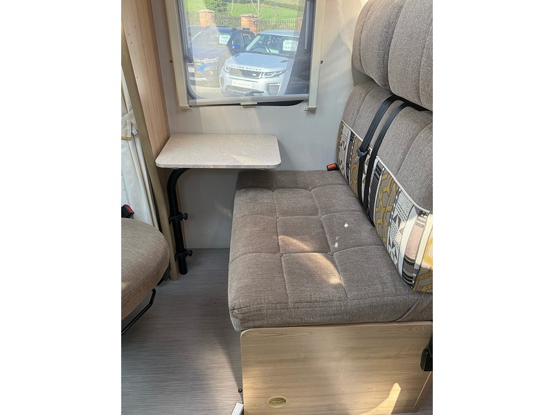 Peugeot Elddis Evolution 125 2 Berth Evolution 125 2 Berth - U4242