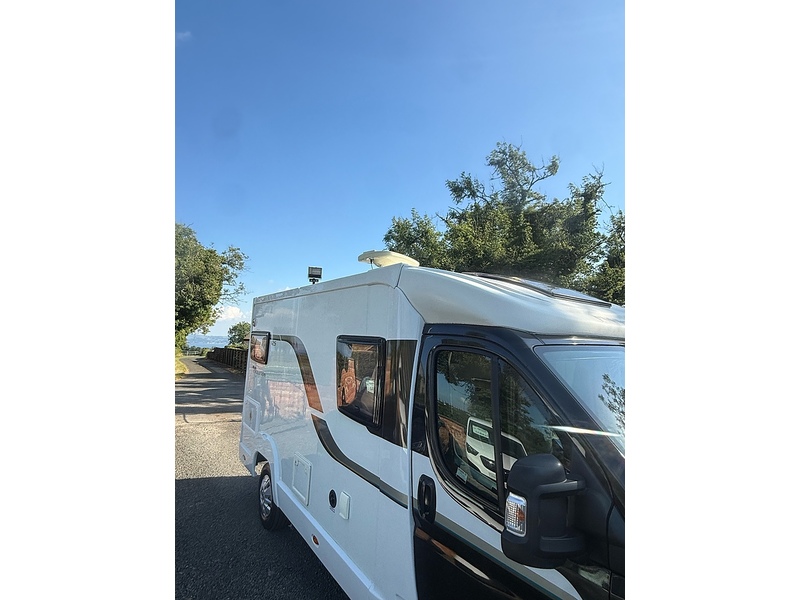 Peugeot Elddis Evolution 125 2 Berth Evolution 125 2 Berth - U4242