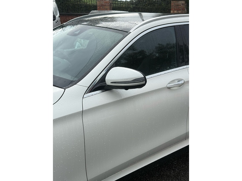 Mercedes-Benz E Class E220d AMG Line - U4243