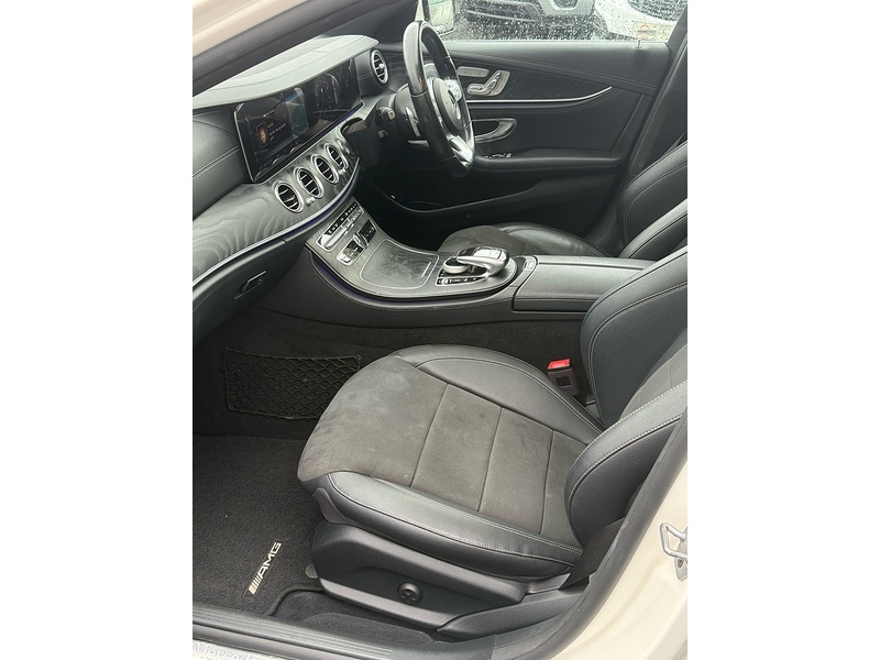 Mercedes-Benz E Class E220d AMG Line - U4243