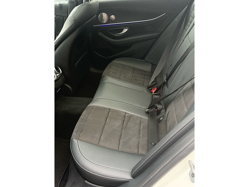 Mercedes-Benz E Class E220d AMG Line - U4243