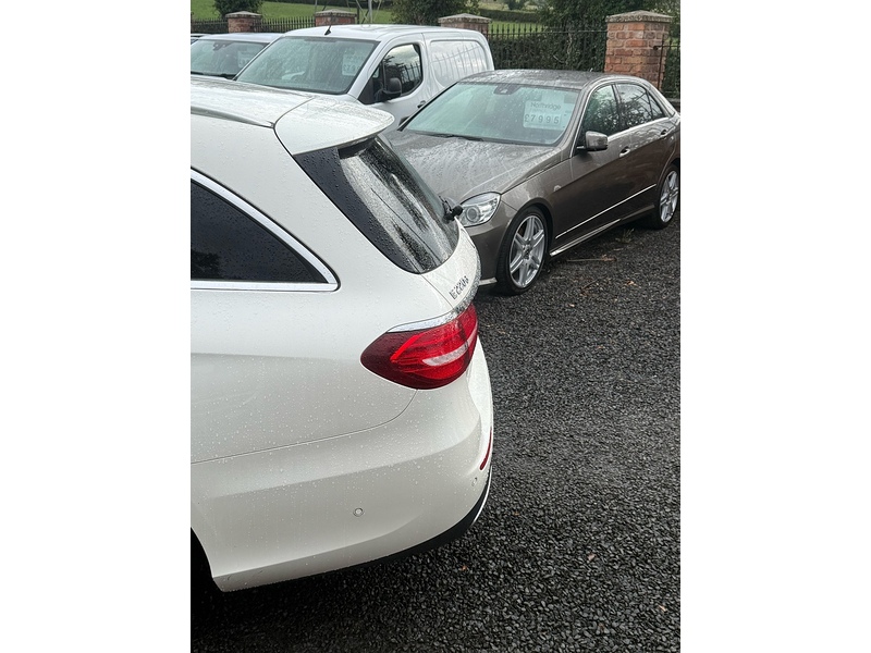 Mercedes-Benz E Class E220d AMG Line - U4243