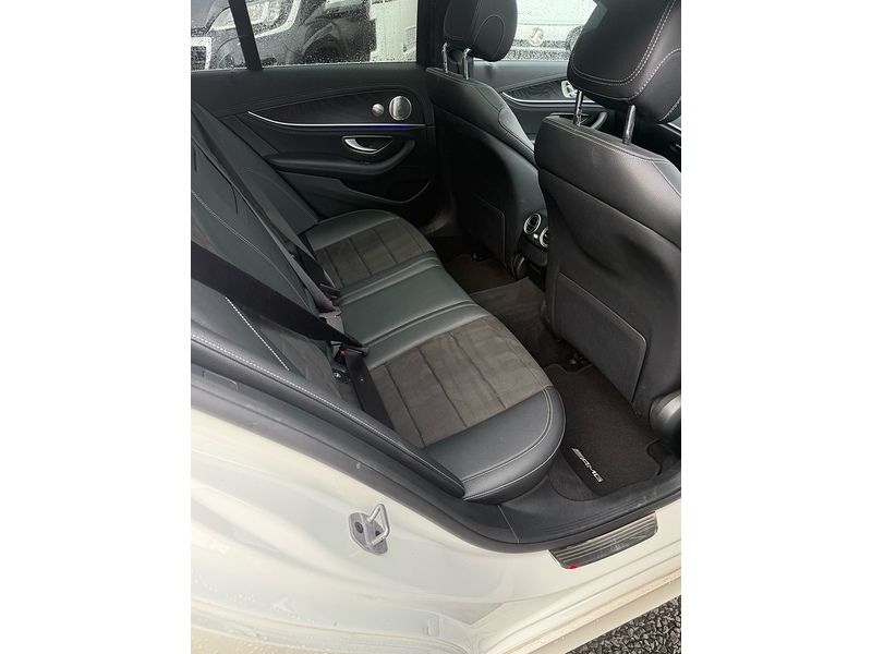 Mercedes-Benz E Class E220d AMG Line - U4243