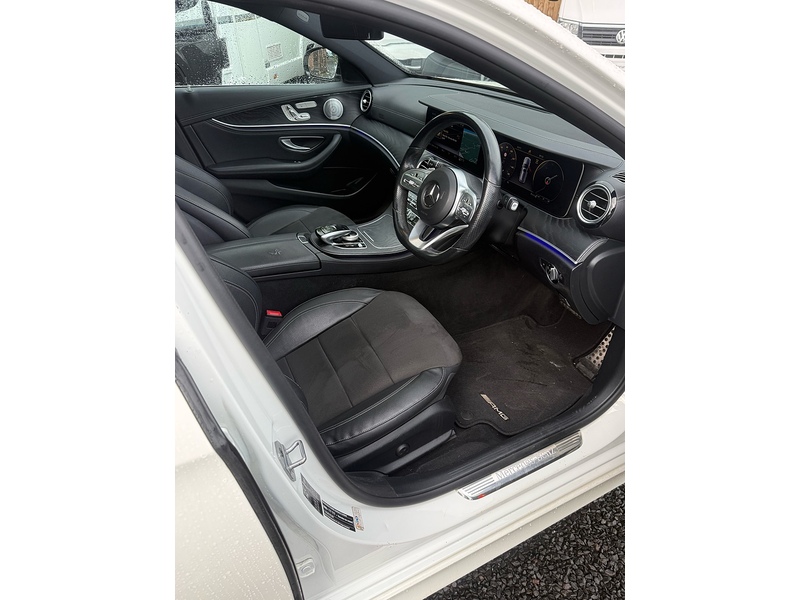 Mercedes-Benz E Class E220d AMG Line - U4243