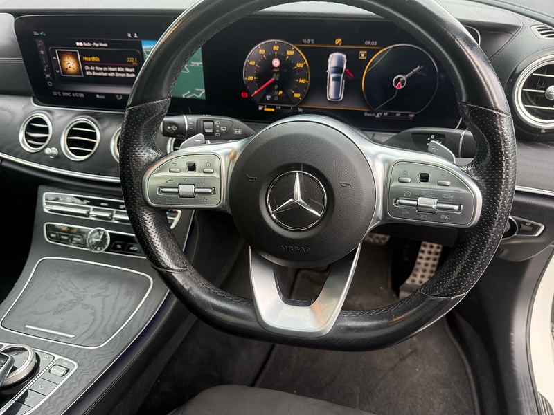 Mercedes-Benz E Class E220d AMG Line - U4243
